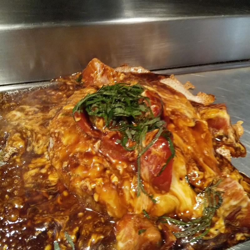 トマトお好み焼き こぼれモツァレラチーズ(京ちゃばな 京都駅前店 （きょうちゃばな）)
