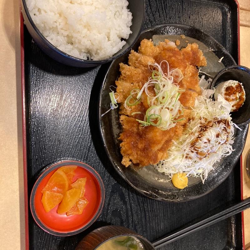 おろしチキンカツ定食(味里 別館)