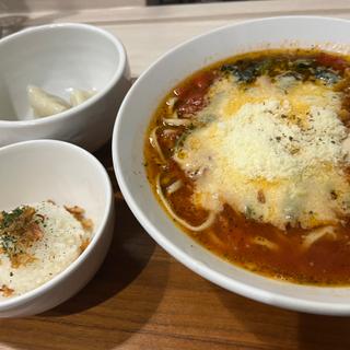 チーズトマト麺　味玉　リゾ飯　水餃子(カル麺 )
