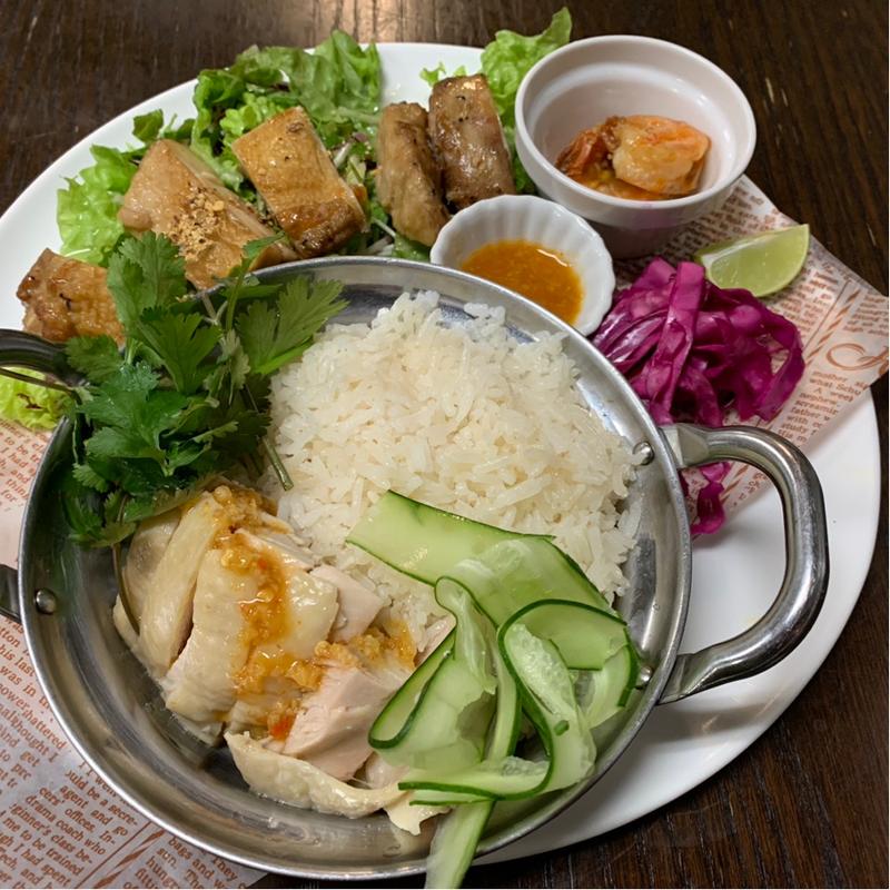 カオマンガイプレート(マンゴツリーカフェ 上野)