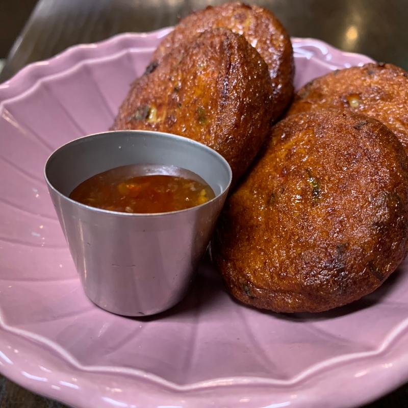 タイのさつま揚げ(マンゴツリーカフェ 上野)