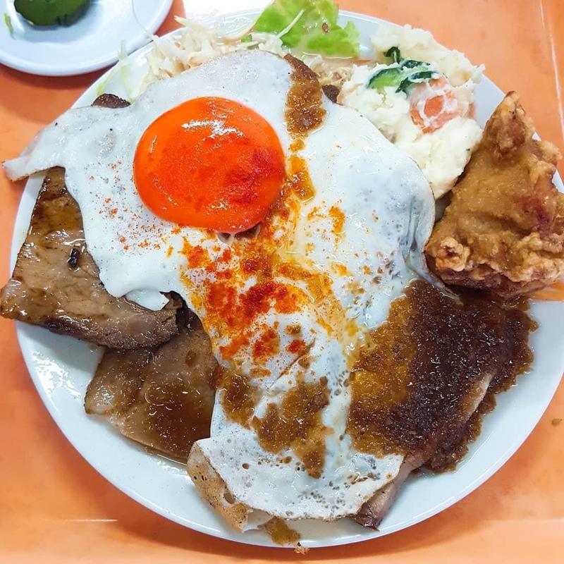 チャーシューエッグ(大衆食堂スタンドそのだ)