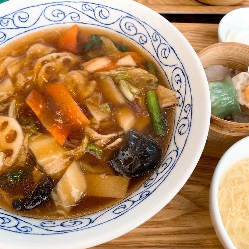 (紅虎餃子房 長岡店 )