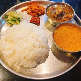 ネパールカナセット(ネパール・インド料理グラース)