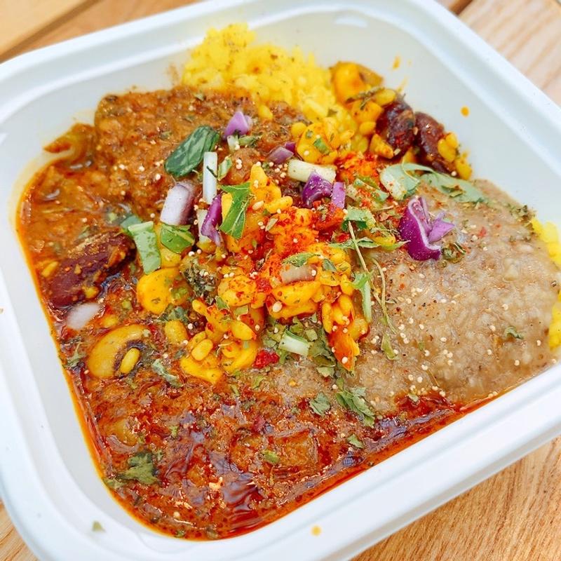 ポルチーニと色々きのこソースがけ合挽きキーマ(コイチカレー)