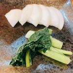 蕪と小松菜のぬか漬(納豆すぱとちょい呑み焼酎 ずばばば)