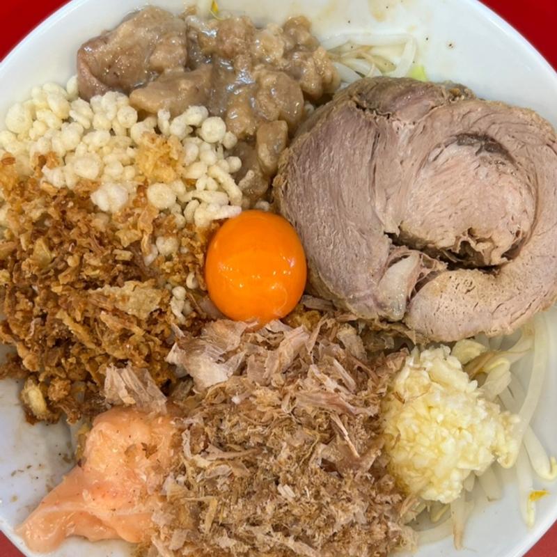 まぜそば(ブタゴリラ 極太まぜそば 豚らーめん)