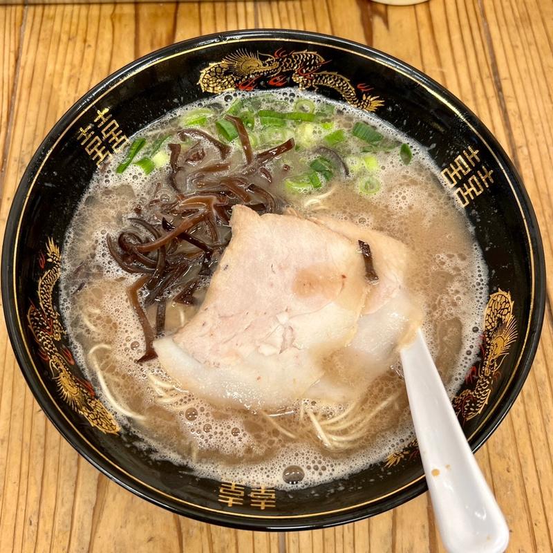 こってりラーメン(福間ラーメン ろくでなし 福津本店)