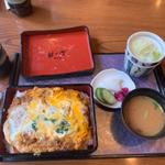 かつ丼(手打ち蕎麦 雅遊庵 風の陣)