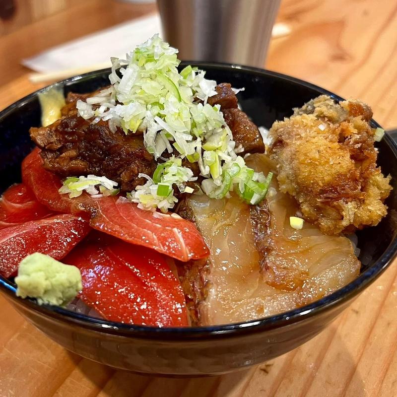 寿司屋のまかない丼(淳ちゃん寿司)