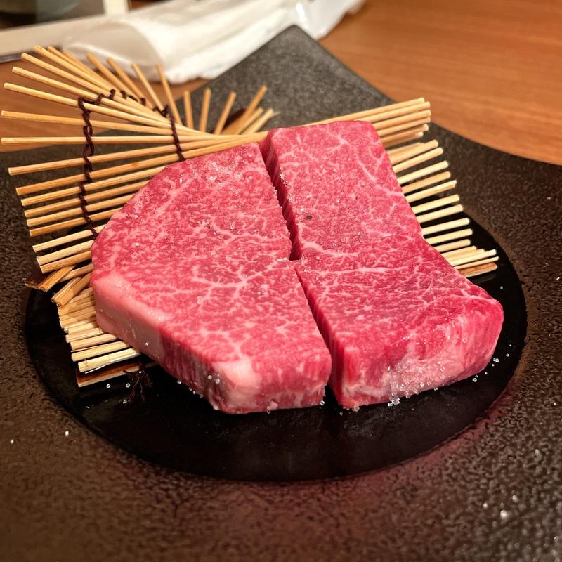 上ヒレ(肉やきとだしと博多うどん中目黒はし田)