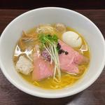 味玉塩そば(麺屋ルリカケス)