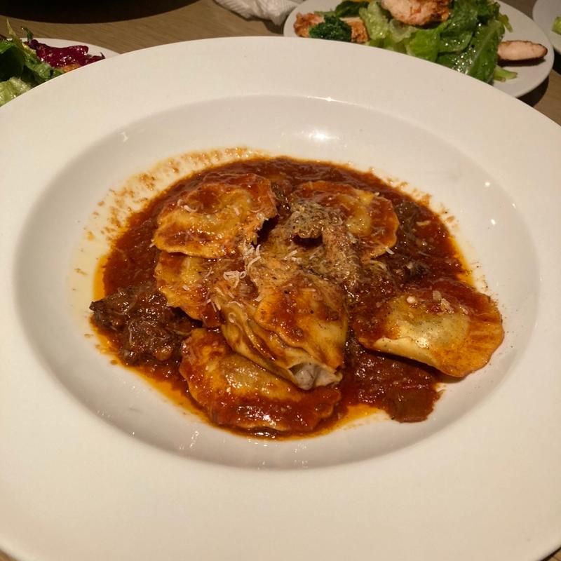 ラビオリ ポルチーニ ビーフ(RIGOLETTO BAR AND GRILL)
