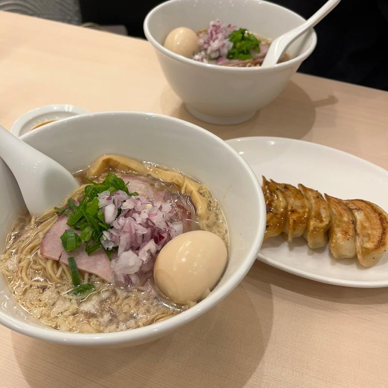背脂醤油ラーメン(らぁ麺 まつ岡)