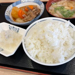肉じゃちりめんおろし豚汁定食(ザめしや 神戸上沢通)