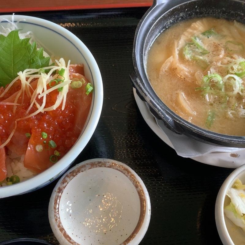 石狩鍋(シーフードレストラン オールドリバー)