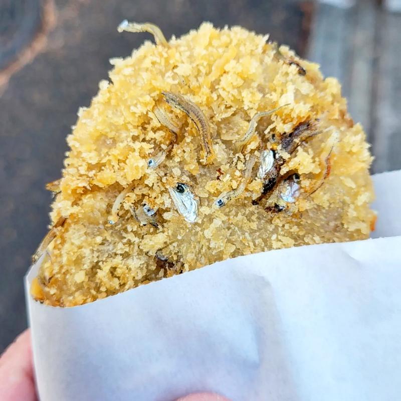 じゃこコロッケ(鬼太郎茶屋 深大寺店 （きたろうちゃや）)