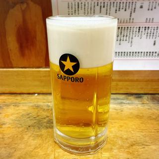 生ビール(もつ焼 でん 中目黒店)