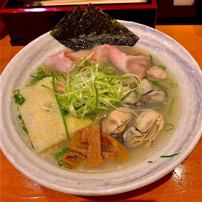 広島(ラーメン坊也哲 )