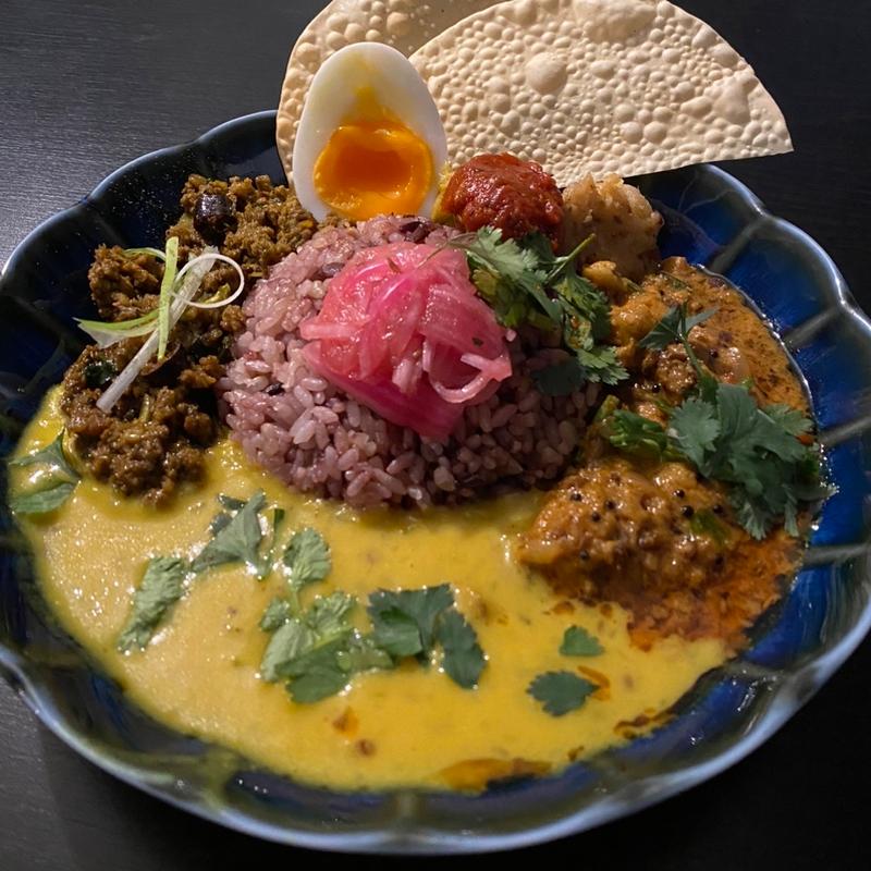 あいがけプレート(こなきカレー)