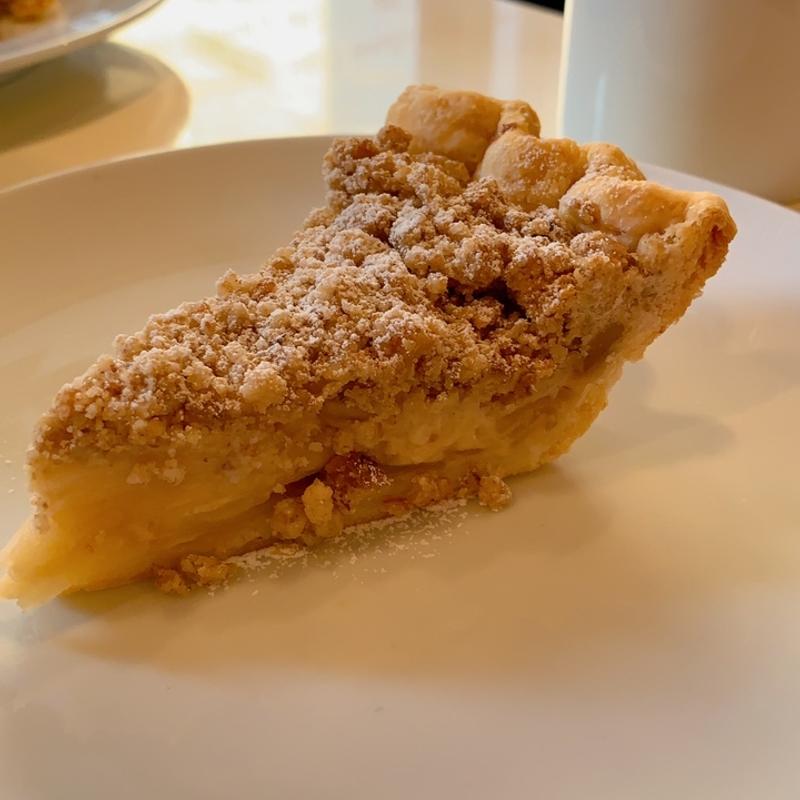 サワークリームアップルパイ(松之助 京都本店 （MATSUNOSUKE Cafe & Pantryマツノスケ）)