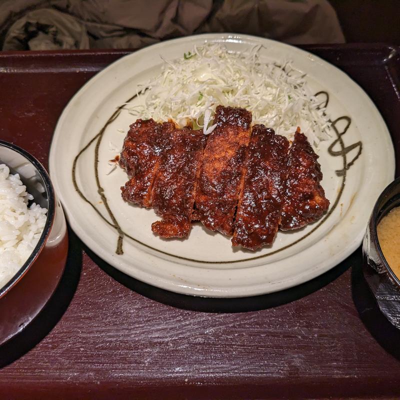 味噌ロースカツ定食(キッチンなごや)
