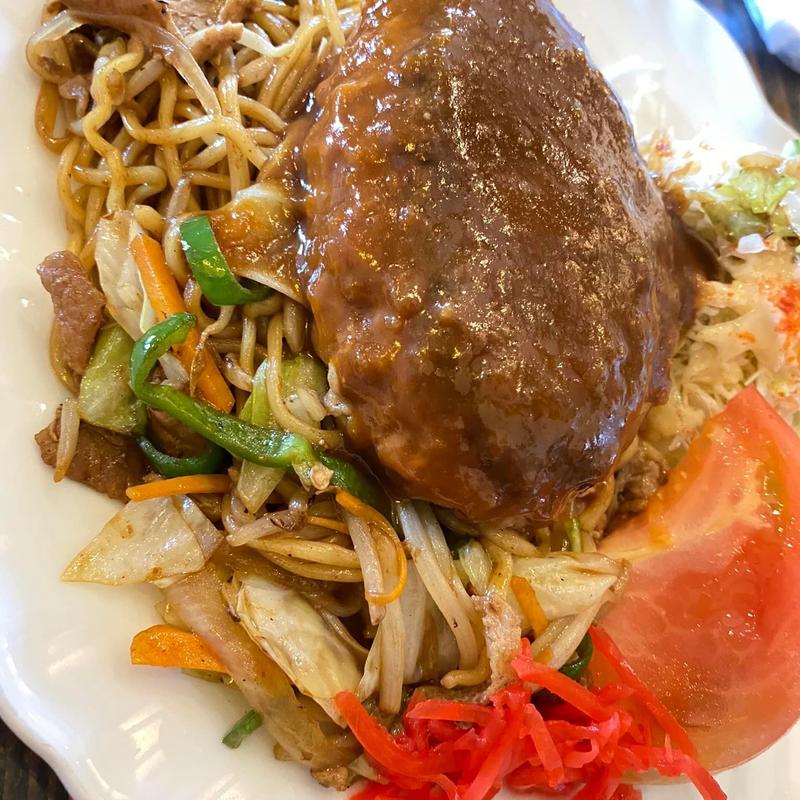 バーグソバサラダ(カフェ ド ムッシュ 姫路店)