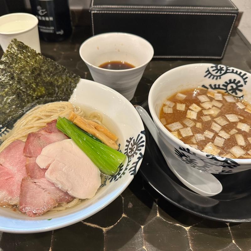 お正月つけ蕎麦(特級鶏蕎麦龍介もてぎ)