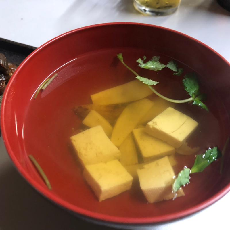 松茸お吸い物(酒処 美し園 本店)