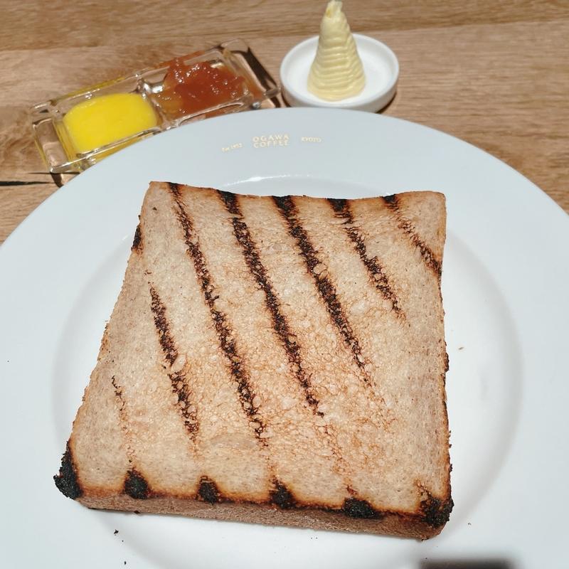炭焼きトースト　糀バターと季節のコンフィチュール(小川珈琲 堺町錦店)
