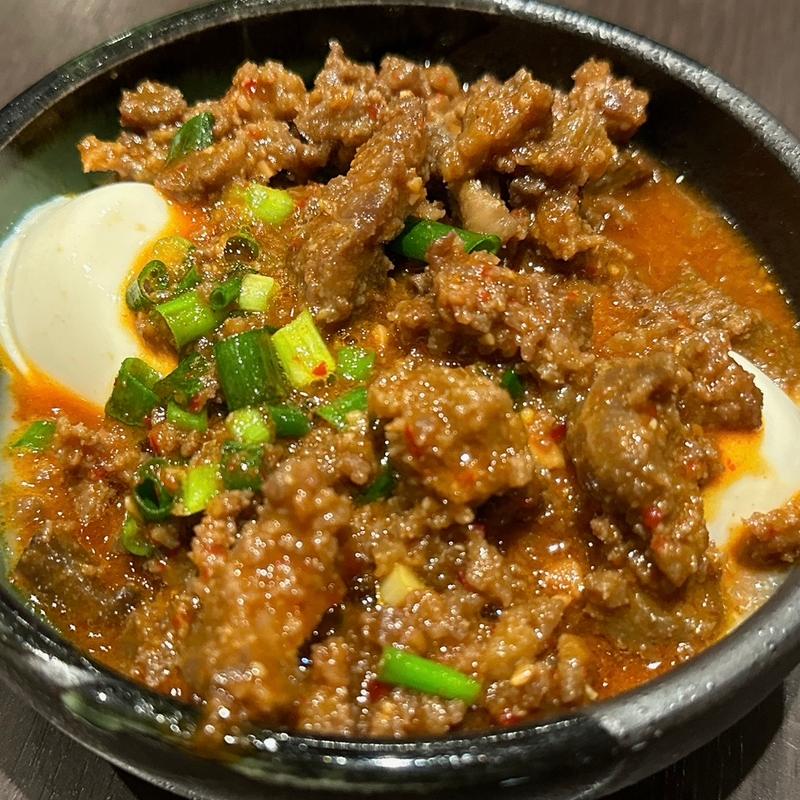 牛タン肉みそ豆腐(牛タン焼専門店 司 分店鷹 川崎店)