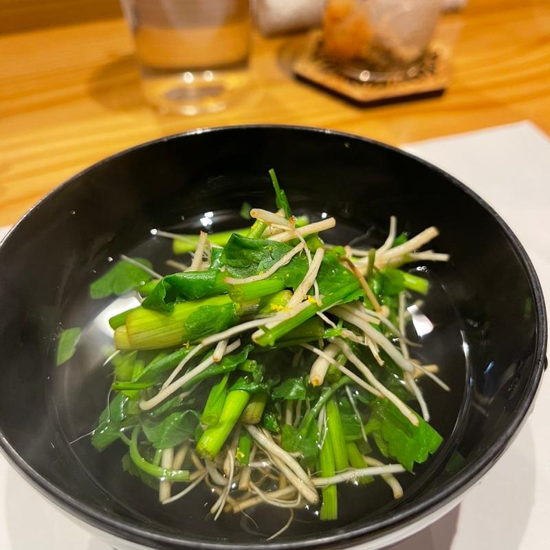 せりの煮浸し(和食と和酒 おがた)