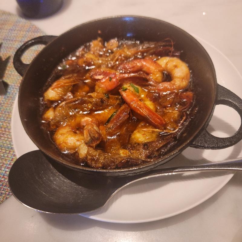 海老のアヒージョ(BIKiNi medi 池袋東武店 （ビキニ　メディ）)