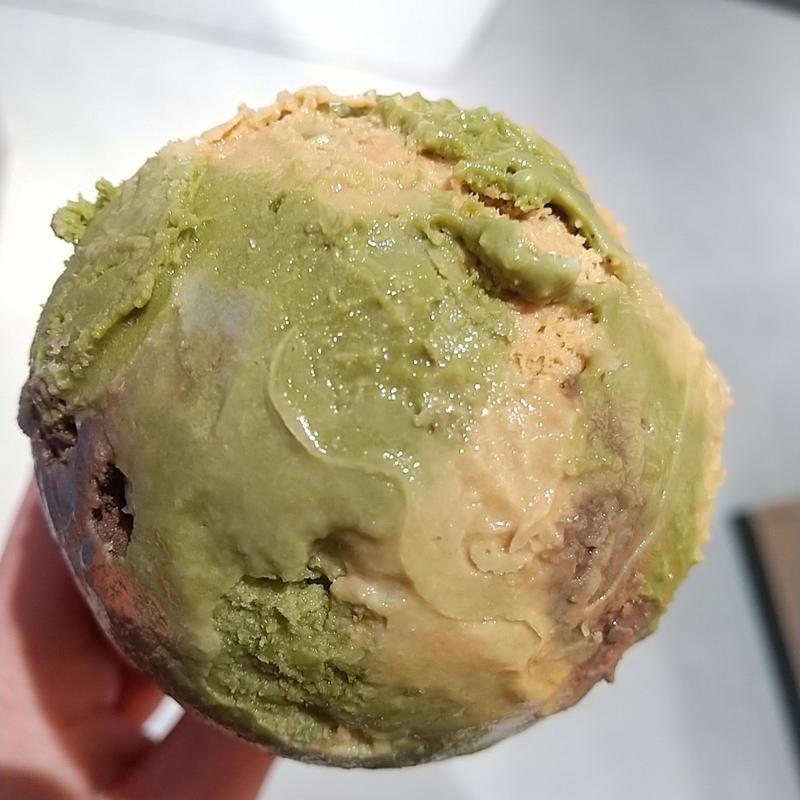 チョコキャラメルピスタチオ(サーティワンアイスクリーム 中野早稲田通り店)