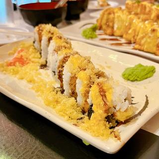 Chef's Special Roll ／ Mango Roll(Sushi House)