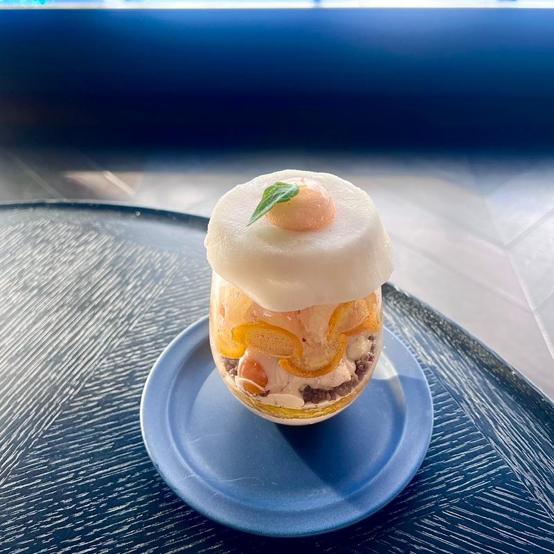 万華鏡パフェ 　ver.5～Kagami-Mochi～(BAR＆LOUNGE MIDO（バー＆ラウンジ ミドウ））/大阪エクセルホテル東急)