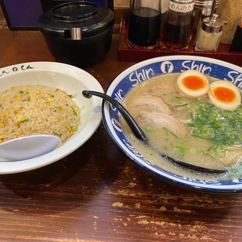 (博多らーめんShin-Shin KITTE博多店)