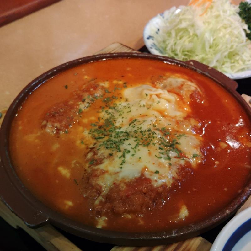 チーズロースかつ鍋定食(福ふく亭 )