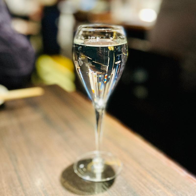 〆張鶴　純　純米吟醸(俺の割烹 銀座本店)