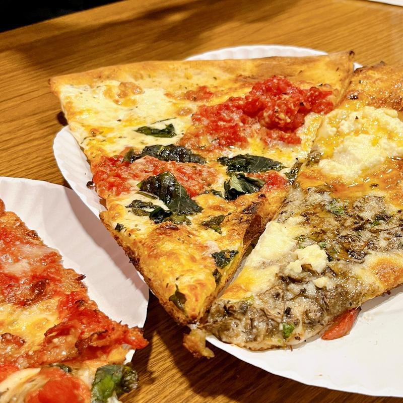 UPSIDE DOWN PIZZA (12 SLICES)(NY Pizza Suprema)