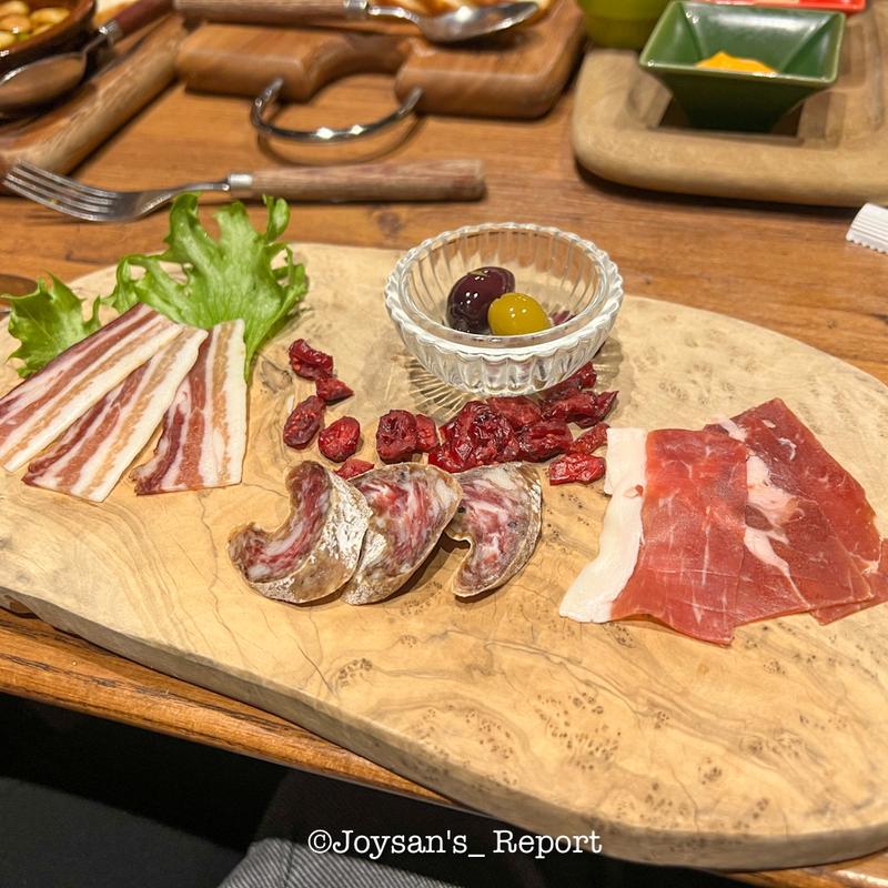 飛騨高山のキュルノンチェ3種盛合せ(クラフトビール KOYOEN KITTE 名古屋店)