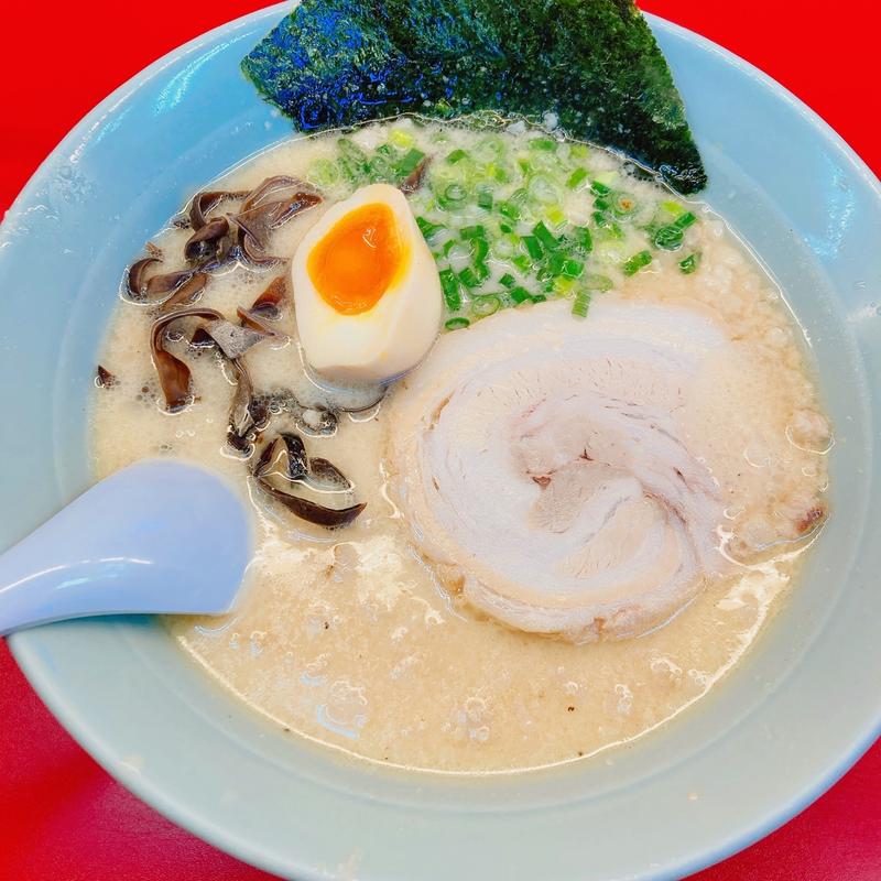 屋台とんこつラーメン(九州ラーメン 元吉田)
