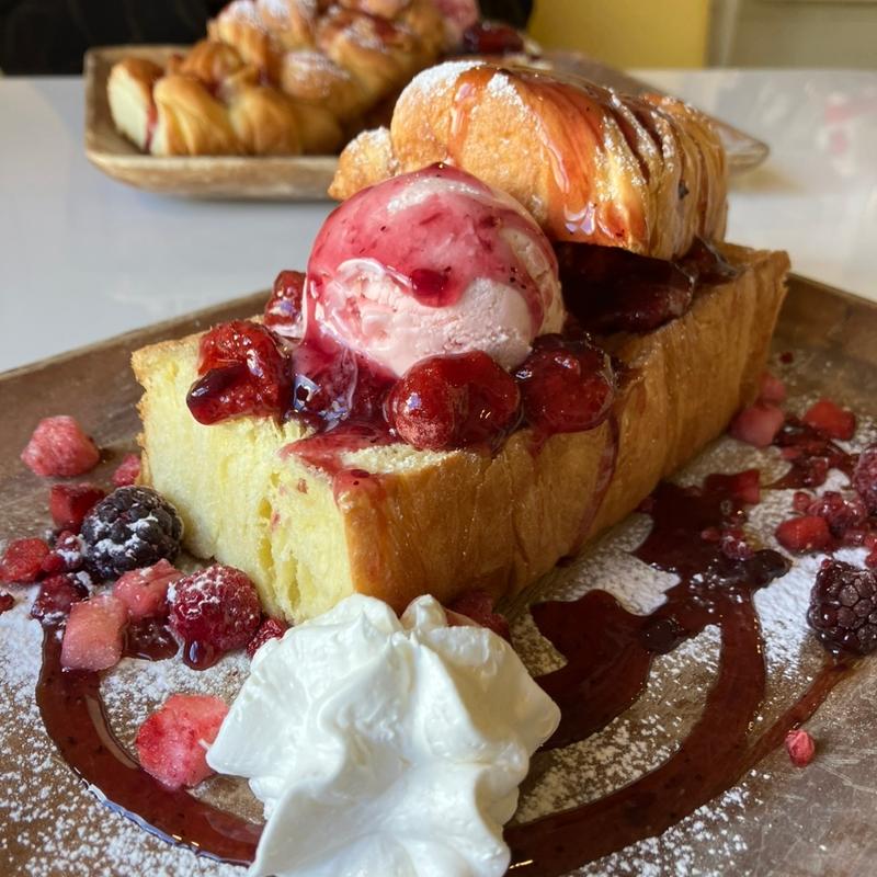 (はちの巣カフェ 西区店 （はちの巣cafe.）)