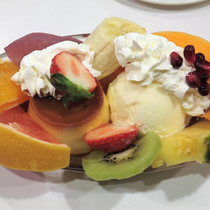 プリンアラモード(フルーツパーラーフクナガ)