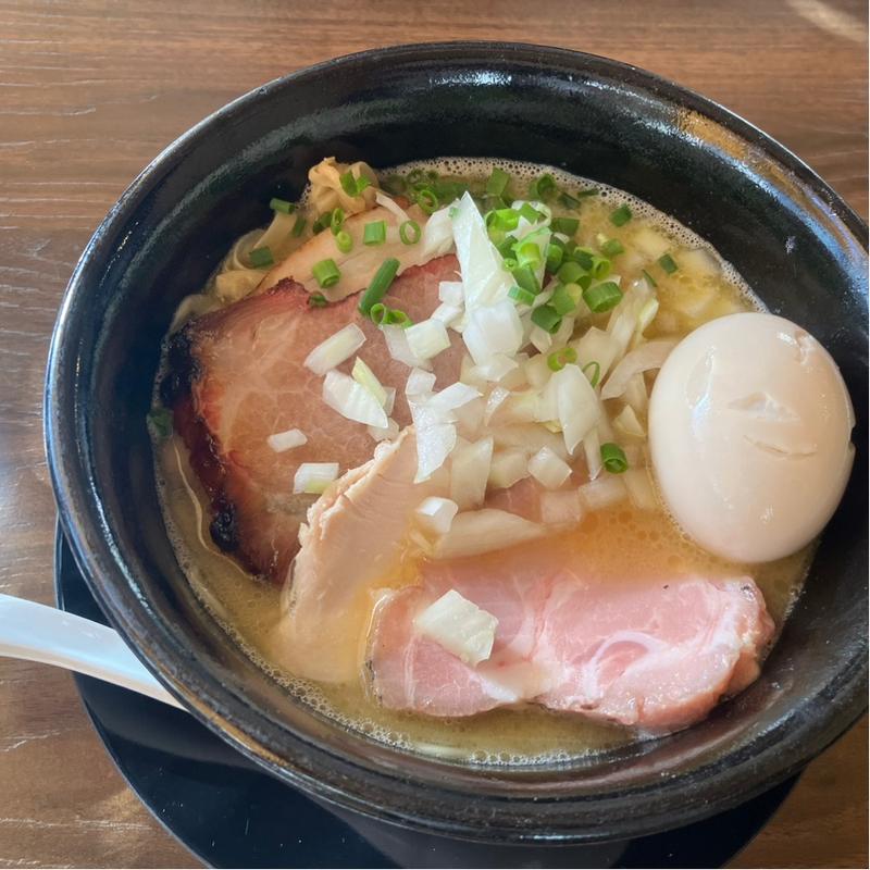 鶏白湯らーめん(麺堂 HOME)