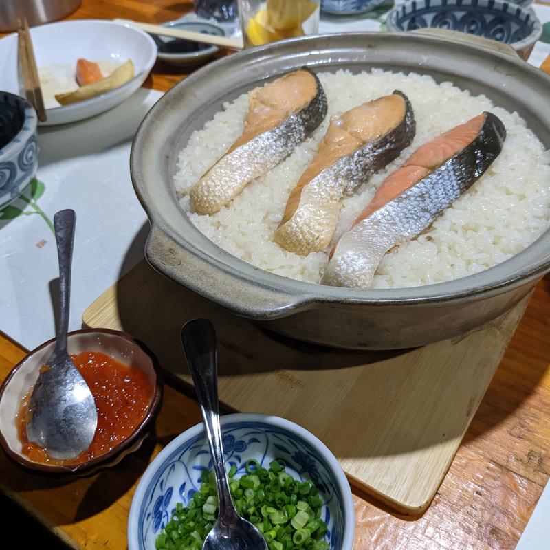 鮭イクラご飯(あわび亭 （あわびてい）)