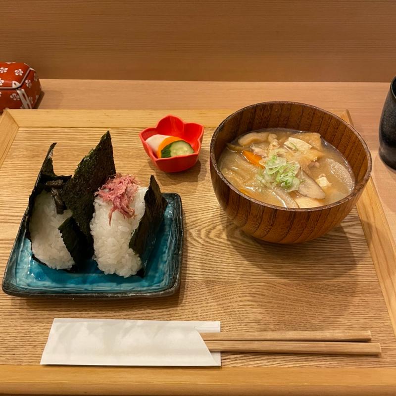 おむすびランチ(田んぼとぶどう)