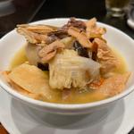 雲南きのこ鍋(御膳房 銀座店 （中国雲南料理、雲南キノコ火鍋専門店）)