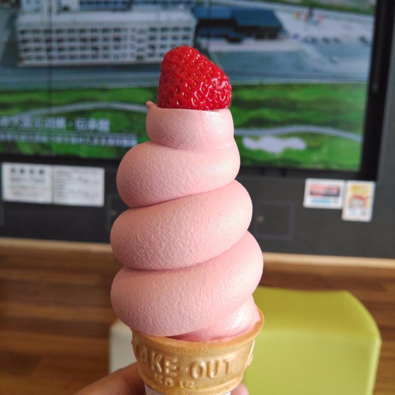 いちごソフト(HAMACAFE （ハマカフェ）)