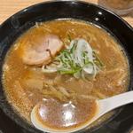 赤味噌ラーメン(北海道らぁめん伝丸 平塚田村店 )